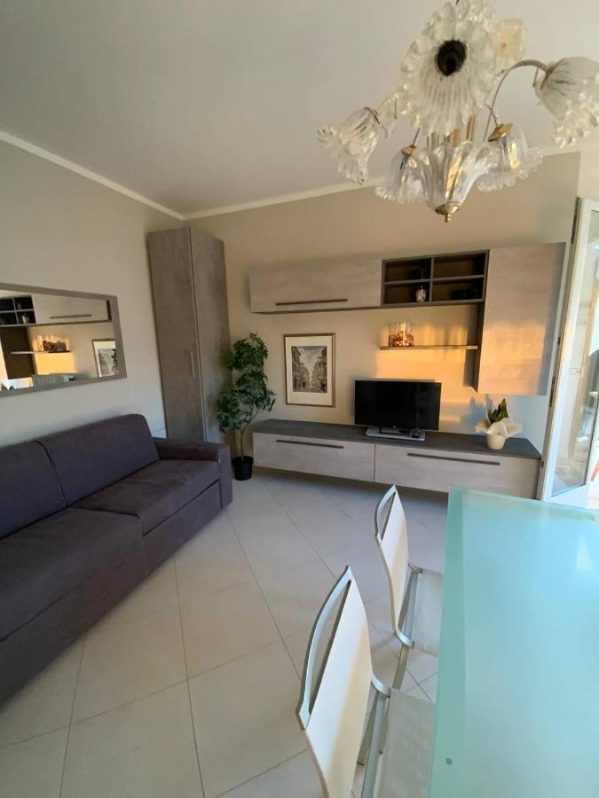 Elena Apartment - View Lake - Private Garage Bardolino Esterno foto