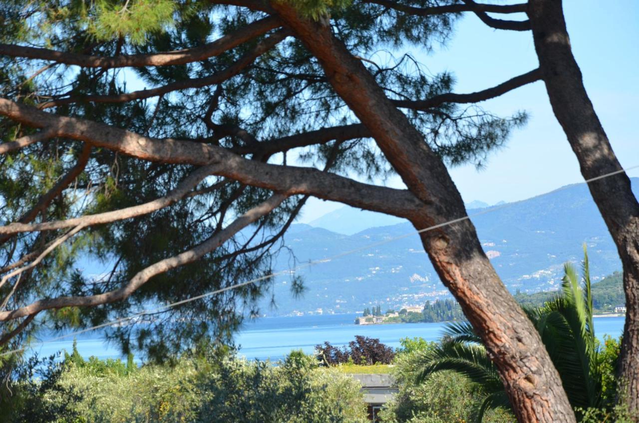 Elena Apartment - View Lake - Private Garage Bardolino Esterno foto
