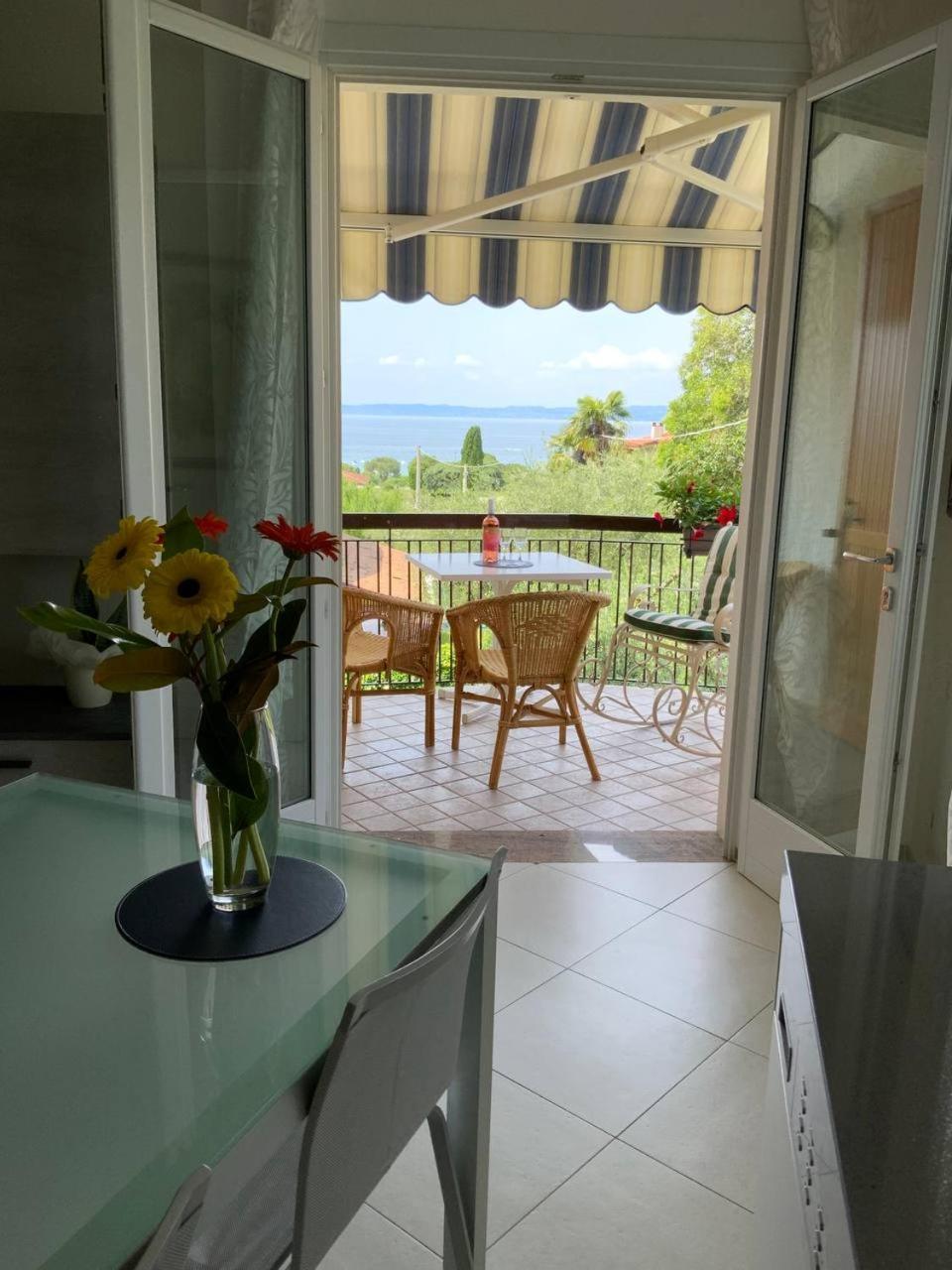 Elena Apartment - View Lake - Private Garage Bardolino Esterno foto